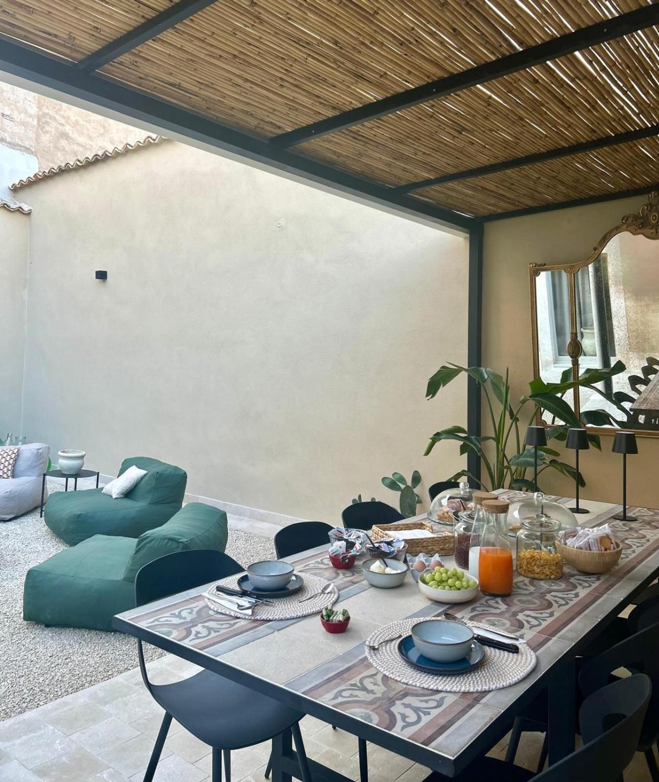 Notus Rooms Noto Exterior photo